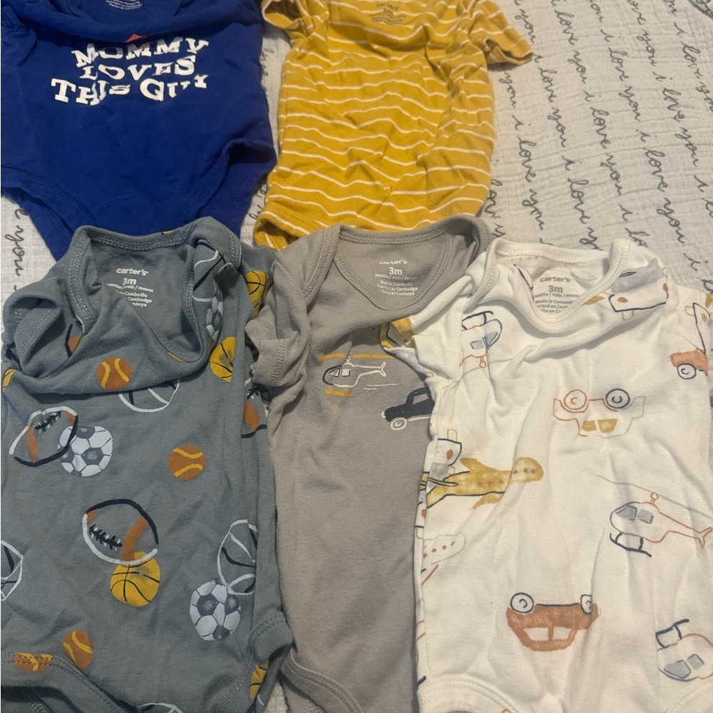 5 piece 3 month old carters onesies